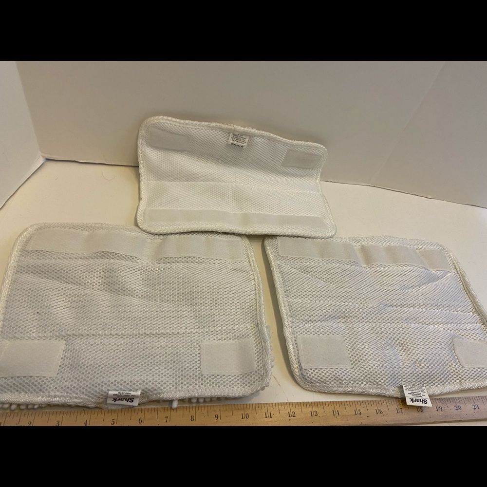 3 Shark cleaning pads all purpose‎ and heavy duty